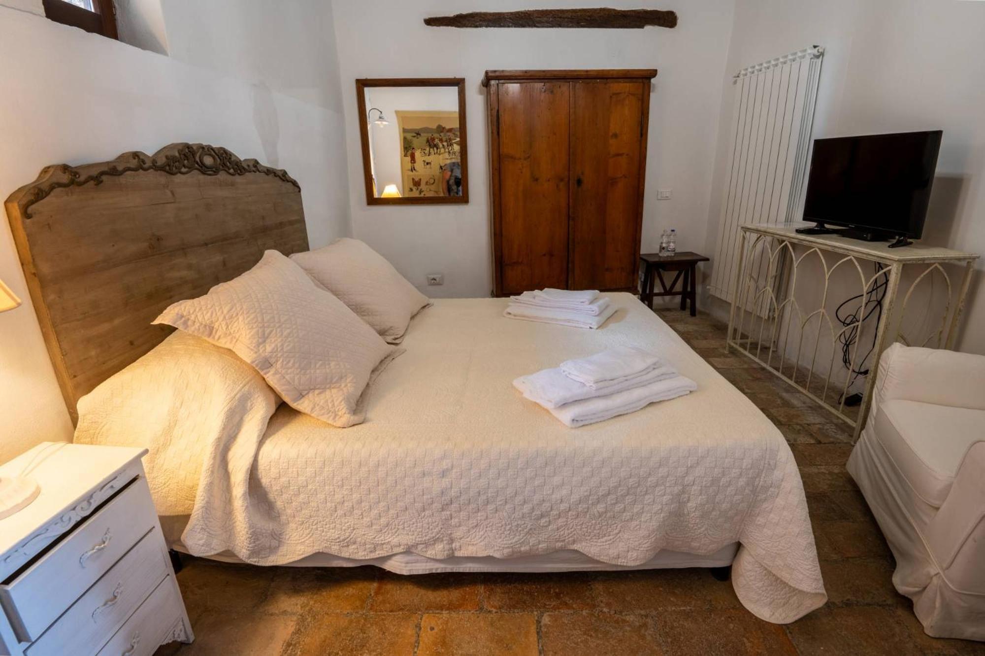 Castello Valenzino Bed & Breakfast Antognola Exterior photo